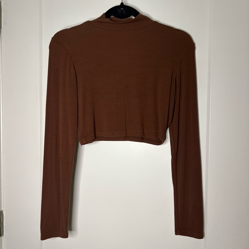 Elegant Brown Long Sleeve Crop Top